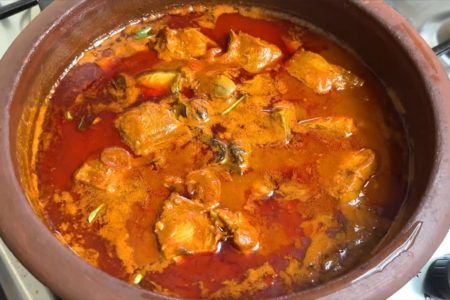 ചൂരക്കറി ഇങ്ങനെ ഒന്ന് വെച്ചു നോക്കൂ; എന്താ രുചി, വ്യത്യസ്ഥമായ രുചിയിൽ ചൂര മീൻ കറി.!! | Tasty Choora Meen Curry Recipe
