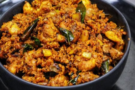 ചിക്കൻ കൊണ്ട് ഇതുപോലെ ഒരു തോരൻ നിങ്ങൾ ഉണ്ടാക്കിയാൽ ചോറിന് മറ്റൊന്നും ആവശ്യമില്ല. Easy chicken thoran recipe