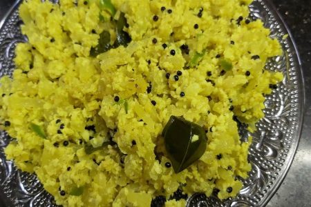 വെള്ളരി കൊണ്ടു വളരേ എളുപ്പത്തിൽ ഒരു തോരൻ ഉണ്ടാക്കിയെടുക്കാം. Healthy cucumber thoran recipe