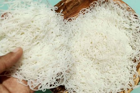 ഈ സീക്രട്ട് അറിഞ്ഞാൽ ഇനി എന്നും വീട്ടിൽ നൂൽപുട്ട് തന്നെ.!! നല്ല സോഫ്റ്റ് നൂലപ്പം റെസിപ്പി ഇതാ. Kerala soft idiyappam recipe
