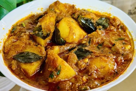 ഇറച്ചി കറിയുടെ അതേ രുചിയിലുള്ള വറുത്തരച്ച ഉരുളക്കിഴങ്ങ് കറി തയ്യാറാക്കാം Indian special masala potato curry recipe