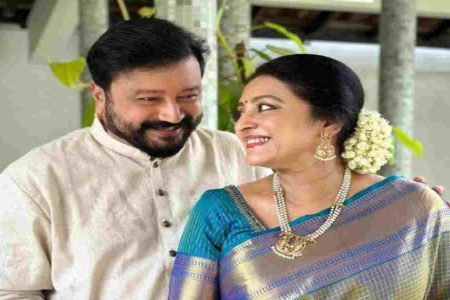 വേഗം മടങ്ങിവരൂ അപ്പാ അമ്മാ, ചക്കി മറന്നത് ഓർത്തെടുത്ത് കണ്ണന്റെ പോസ്റ്റ്.!! | Actor Parvathy Jayaram Wedding Anniversary Post By Kalidas Jayaram